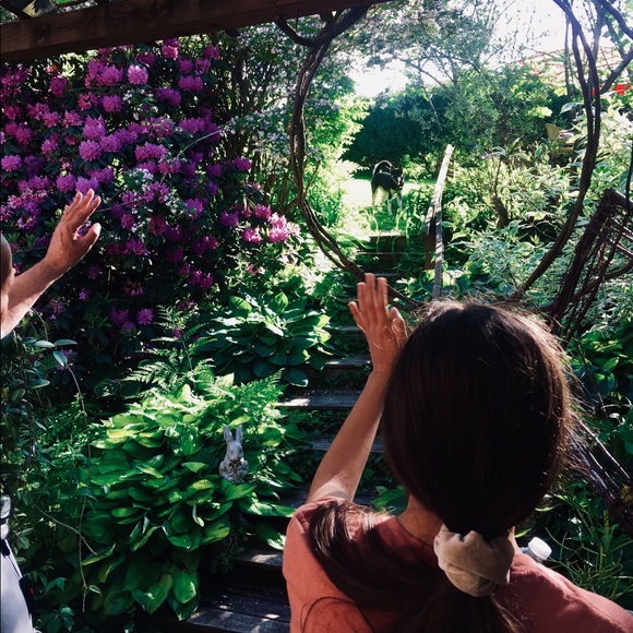 Meet your Posher, Andreah - Picture 1 of 1